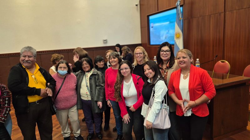 Pacientes e integrantes de Fundación Sayani en la jornada sobre seguridad del paciente